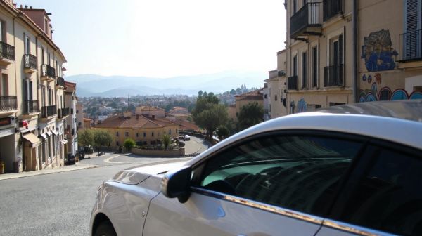 Top alternatives de location de voiture à Nîmes pour tous vos besoins
